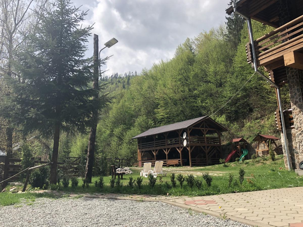 Cabana Bradul Rodna ภายนอก รูปภาพ